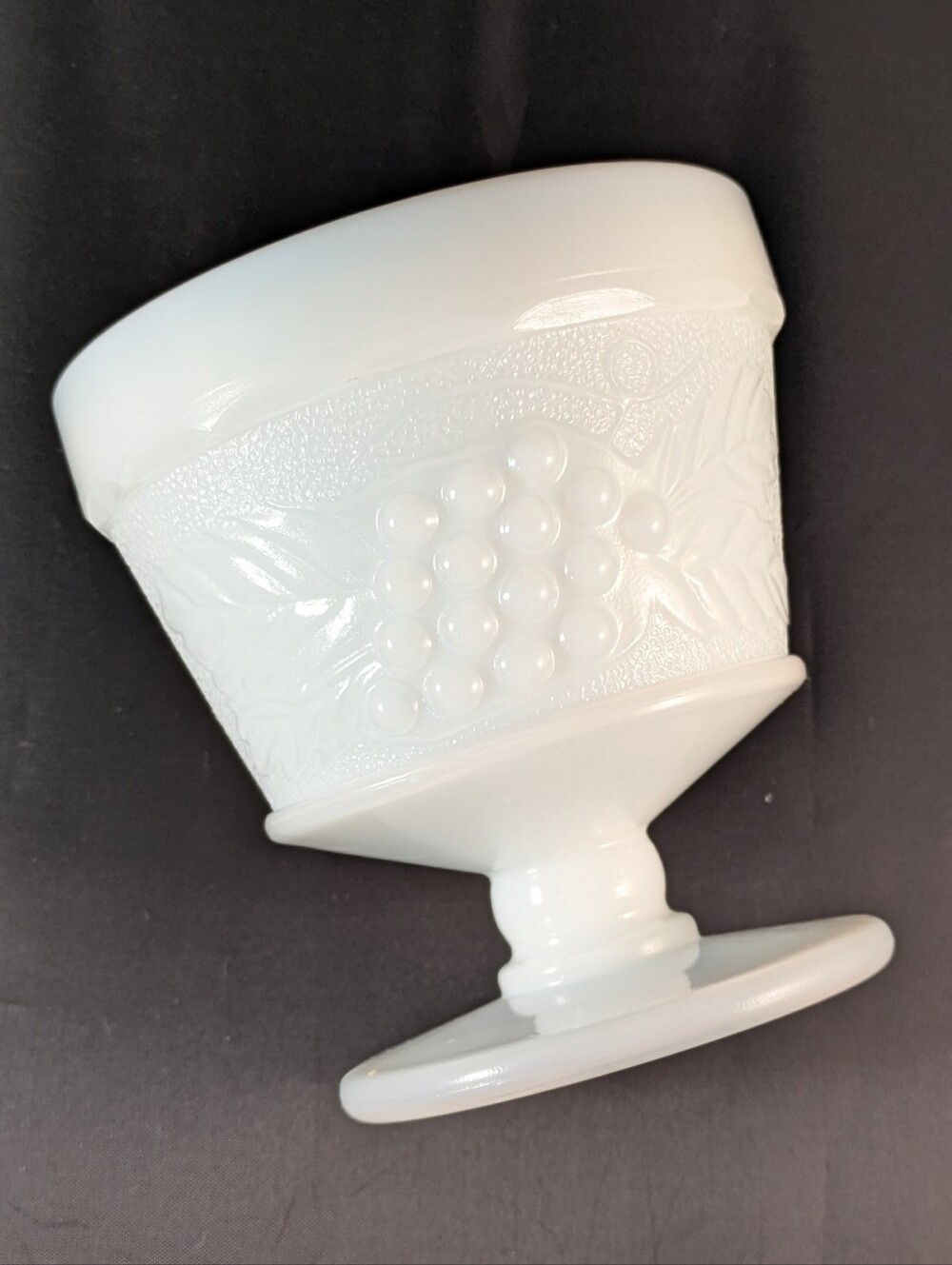 Vintage Anchor Hocking "Harvest Grape" White Milk Glass Dessert Sherbet Bowl Cup